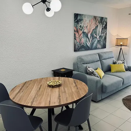 By The Sea Edificio Turmalina Apartment